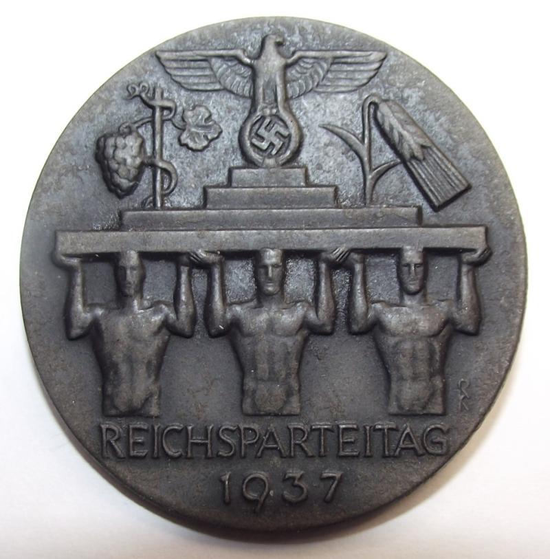 Reichsparteitag Event Badge/Tinnie. 1937.