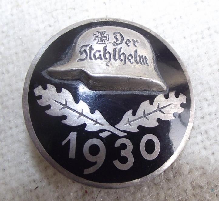 Der Stahlhelm Members Commemorative Badge.1930.