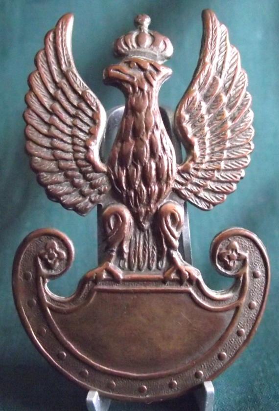 WW2 Polish Army Metal Cap Badge.