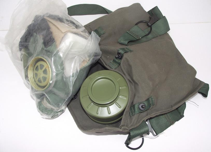 Iraqi Gas Mask and Bag,Unissued.