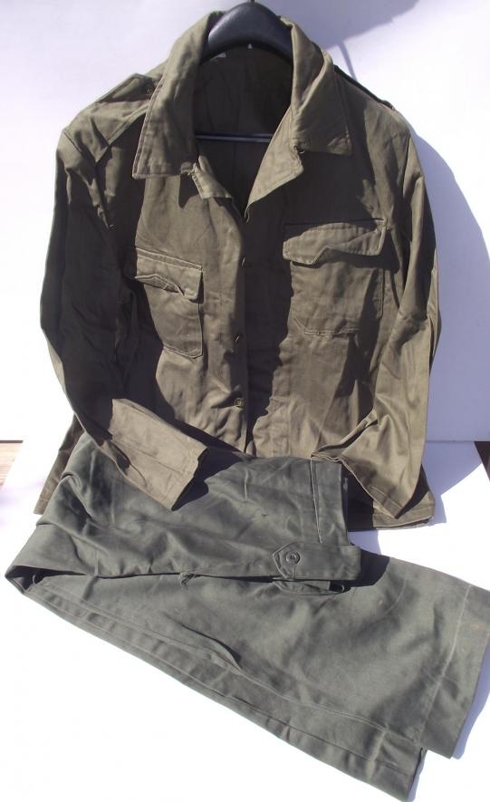 Iraqi Olive Drab Uniform. Jacket and Trousers.