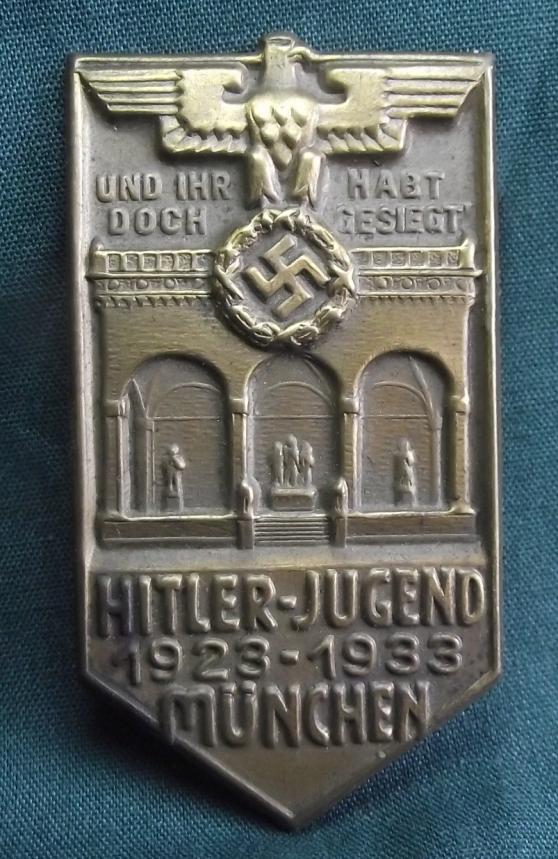Hitler Youth Event Badge/Tinnie. Munchen 1933.