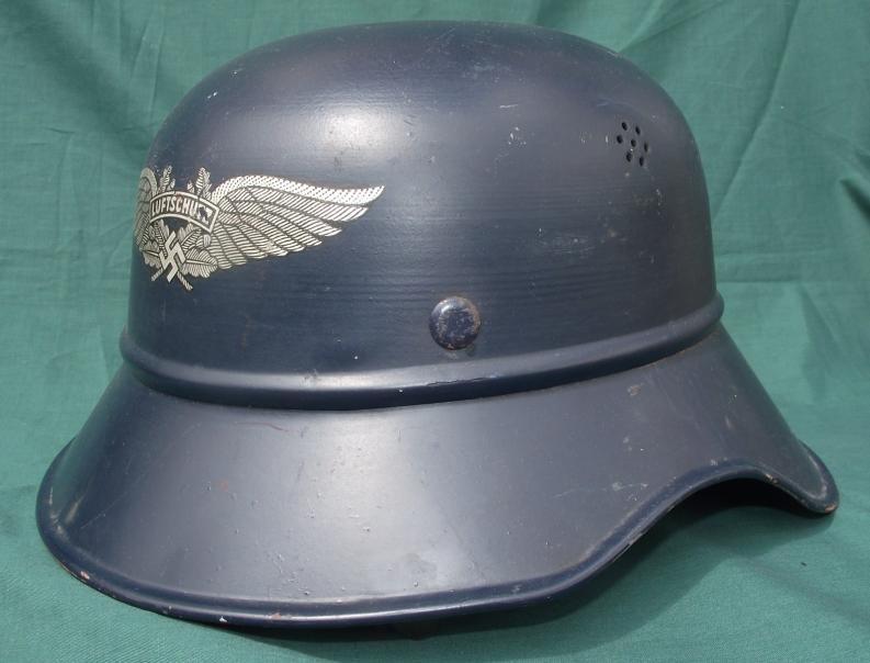 Luftschutz Gladiator Helmet.
