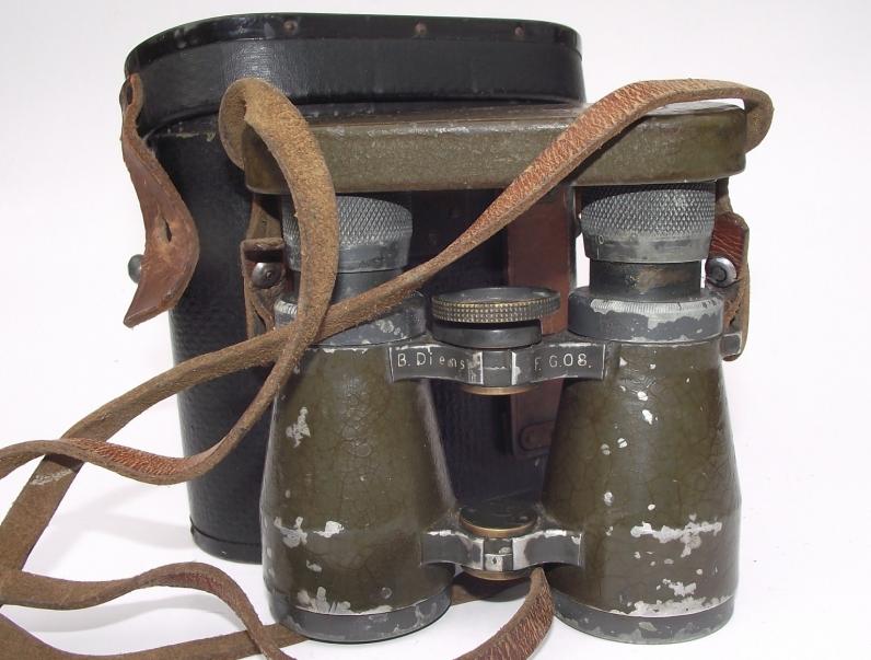 WW1 German Fernglas 08 and Matching Presstoff Carry Case.