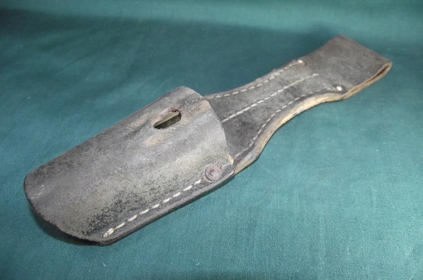 WW2 German K98 Bayonet Leather Frog.