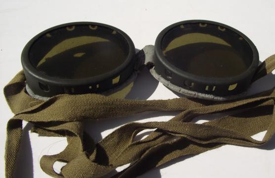 Cased Military Goggles.