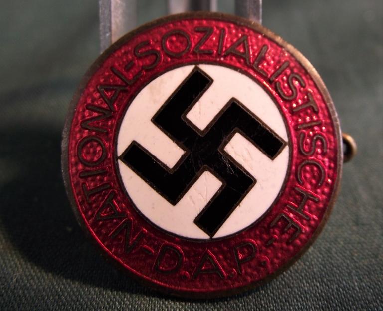 NSDAP Party Badge,RZM, M1/152.