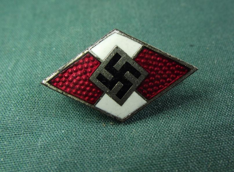 Hitler Youth Membership Badge, RZM-M1/8