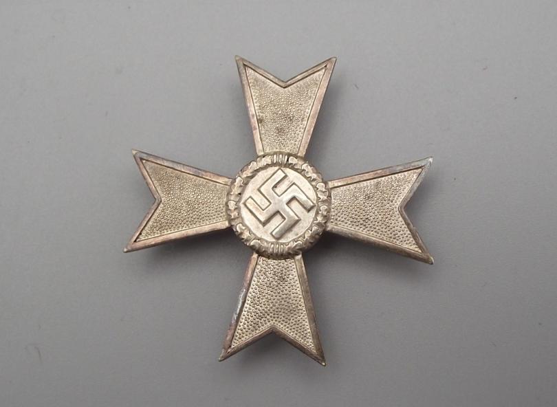 First Class War Merit Cross without Swords. MM50, Gschiermeiste, Wien..