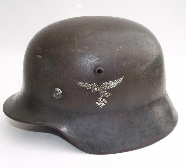 Luftwaffe M35 Droop Tail DD Combat Helmet. ET66.