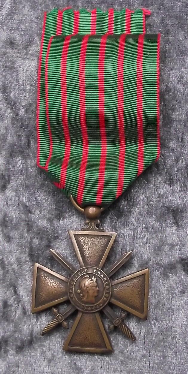 French 1914/16 Croix de Guerre Medal.
