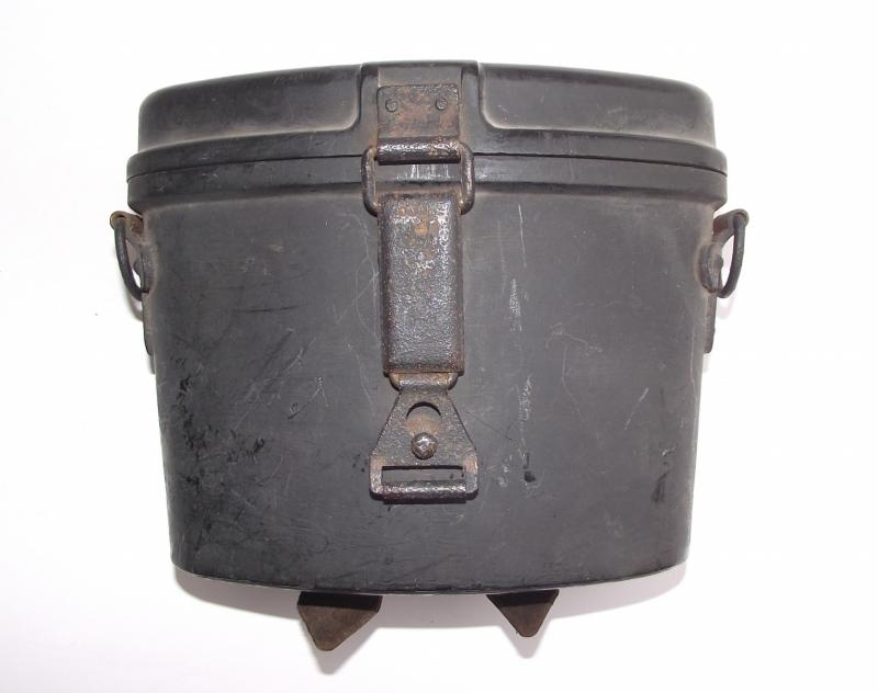 WW2 German Bakelite 6X30 Binocular Case.