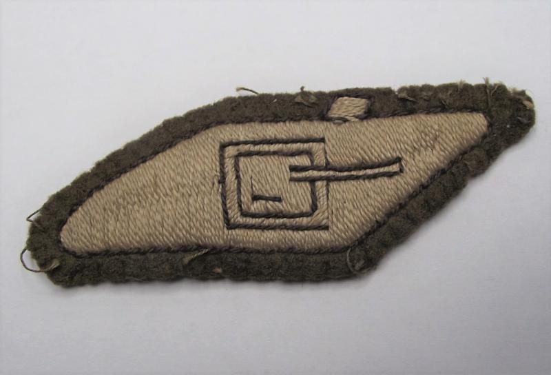 Royal Tank Regiment Cloth Arm Badge.