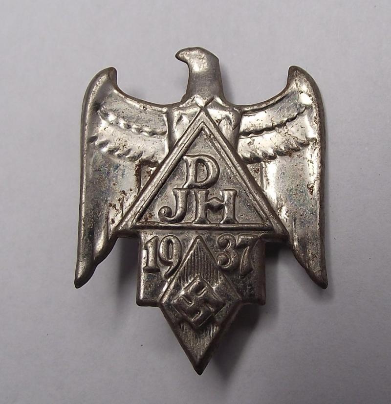 1937 Dated Hitler Youth, DJH Badge.