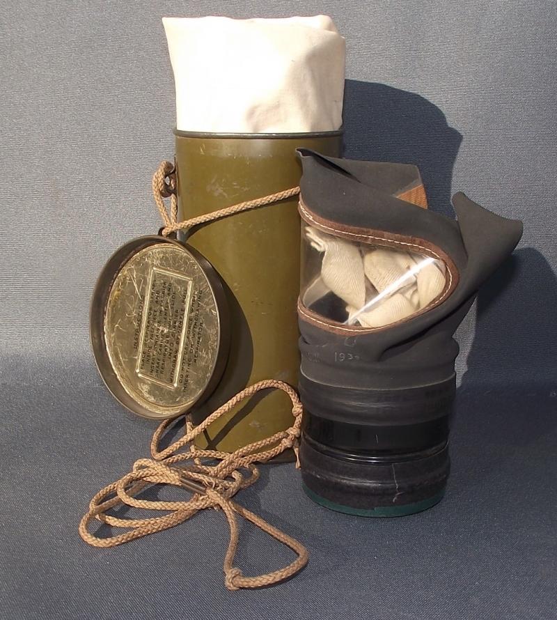 1938 Dated Civilian Respirator and Carry Tin.