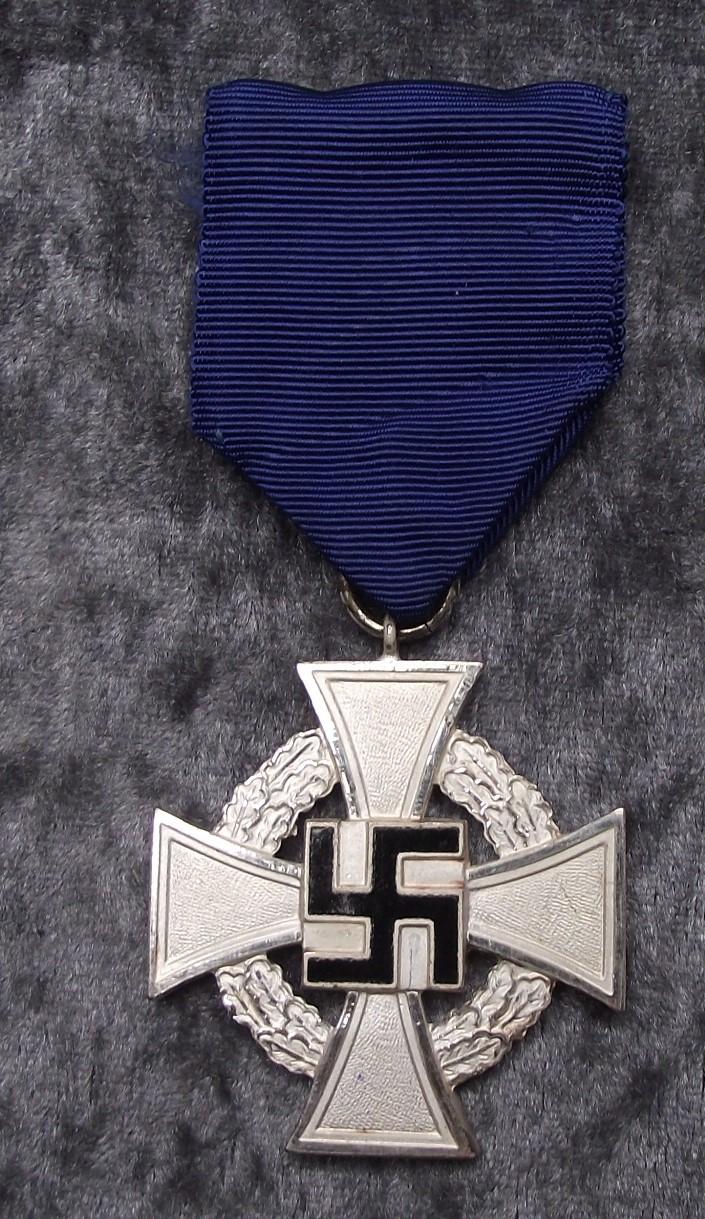 25 Year Faithfull Service Medal