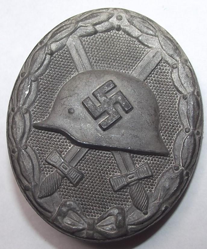 WW2 German Silver Wound Badge. MM107, Carl Wild.