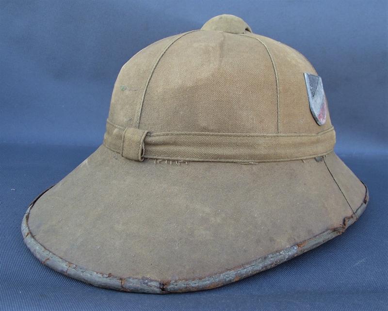 Crow Valley Militaria | German Heer First Pattern Tropenhelm. Clemens ...