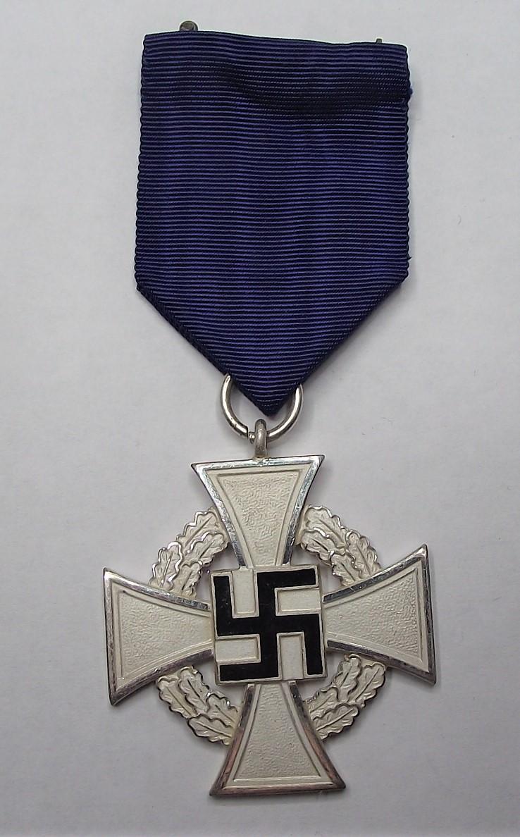 25 Year Faithfull Service Medal