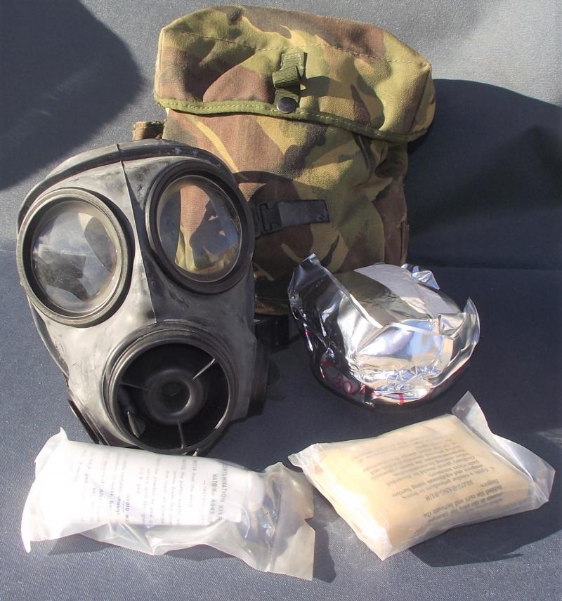 British Avon S10 Respirator with DPM Bag and Contents.
