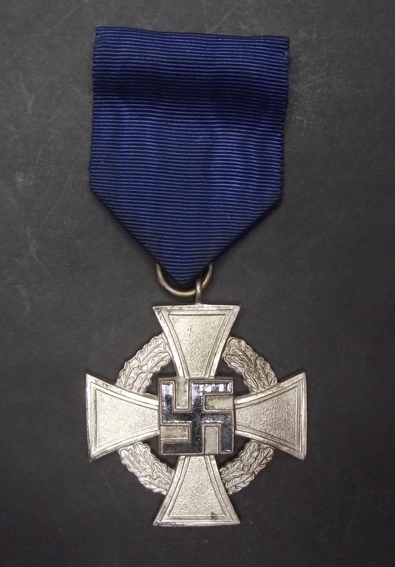 25 Year Faithfull Service Medal