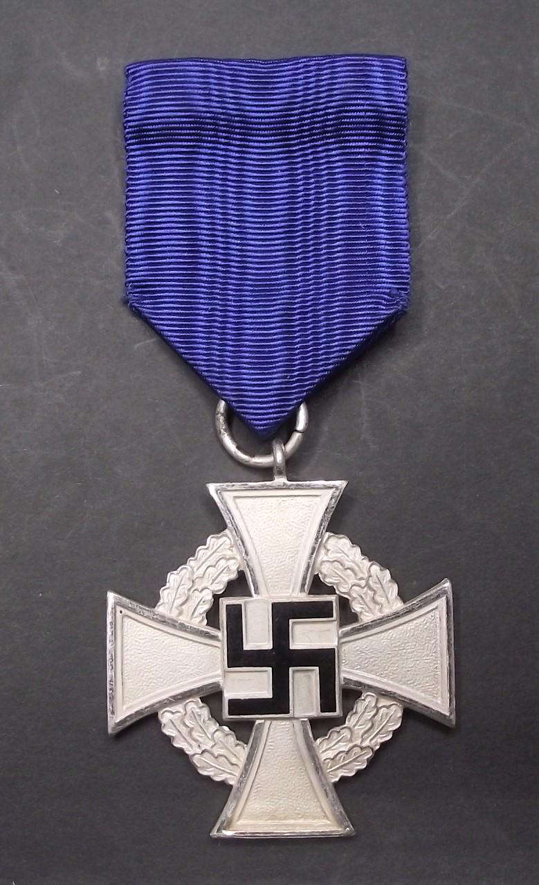 25 Year Faithfull Service Medal