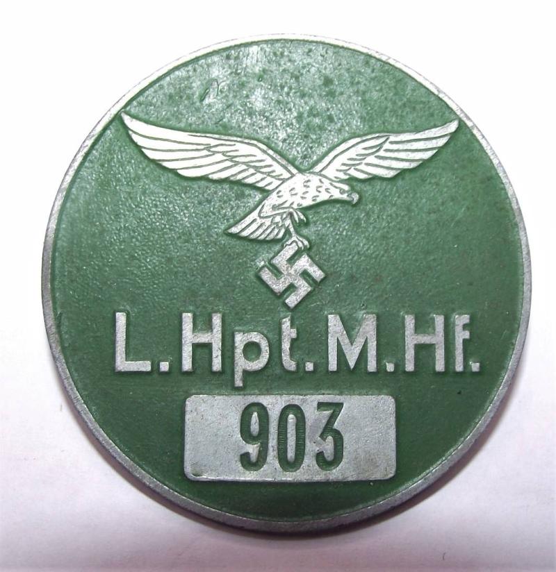 Luftwaffe Workers Service Badge.