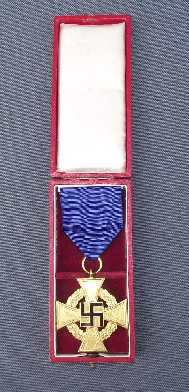 Boxed 40 Year Faithfull Service Medal.