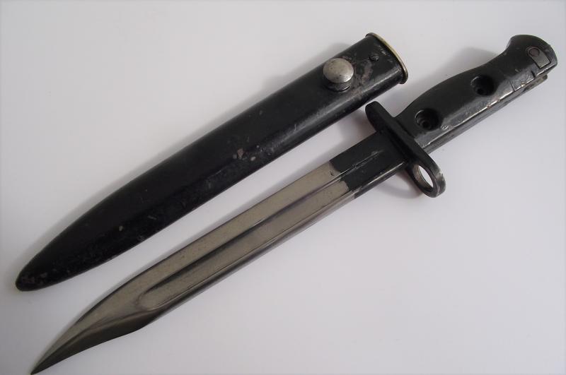 British SLR Bayonet. L1A4. Welsh Guards.