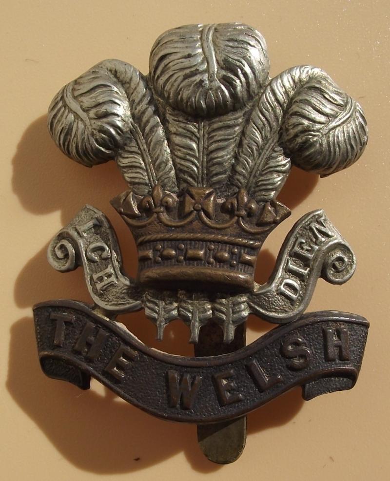 Welsh Regiment Cap Badge.