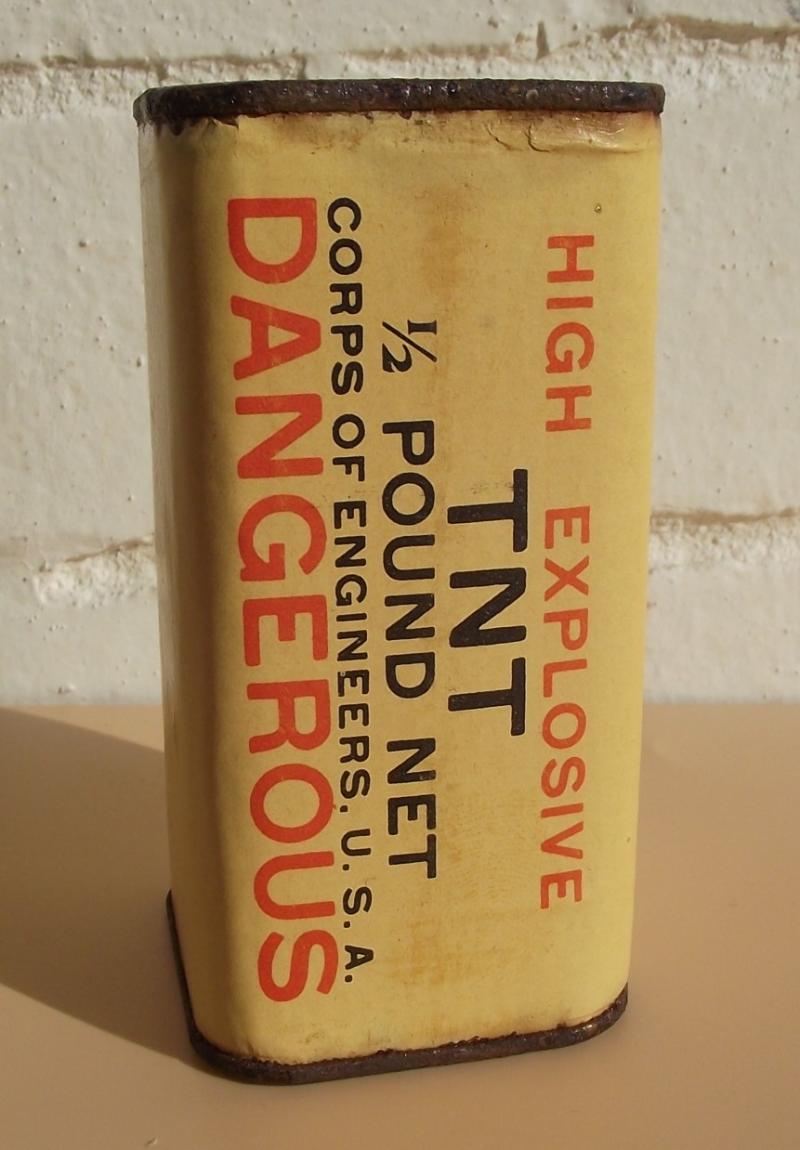 WW2 U.S.Army 1/2 Pound TNT Demolition Charge.