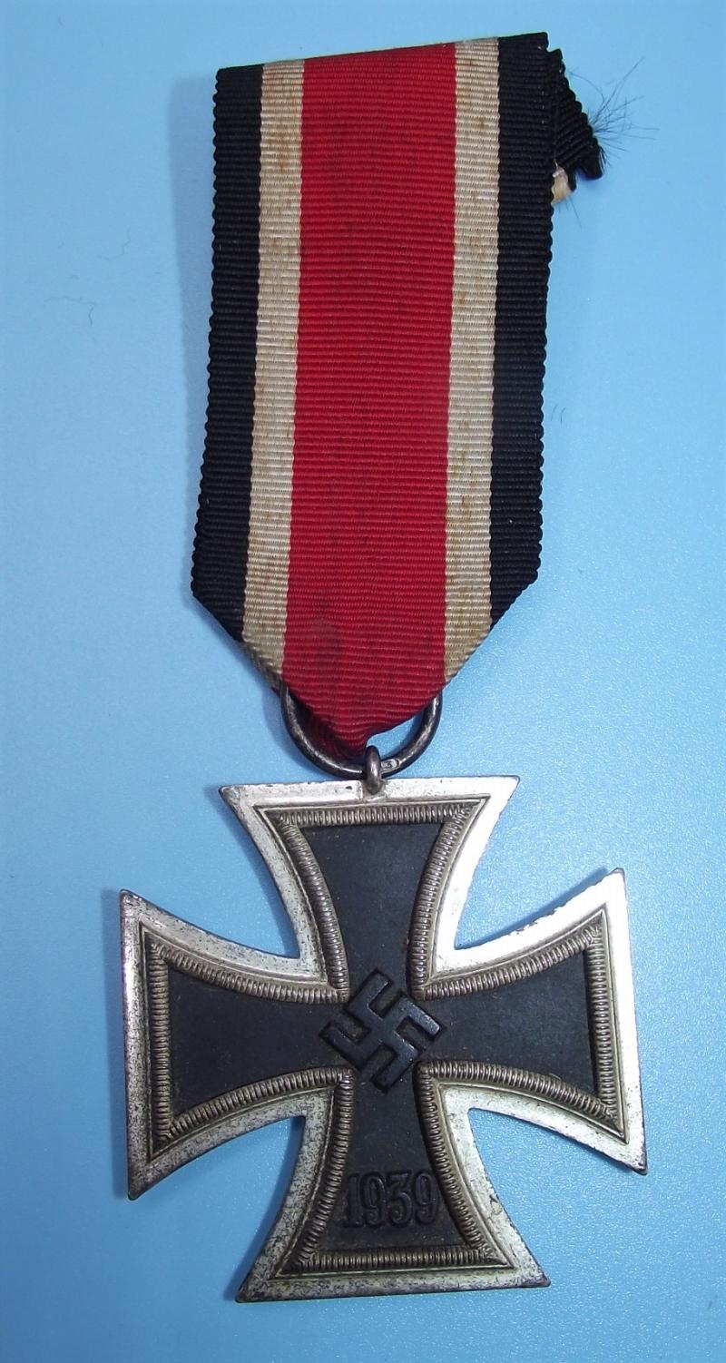WW2 Iron Cross 2nd Class. MM13, Gustav Brehmer.