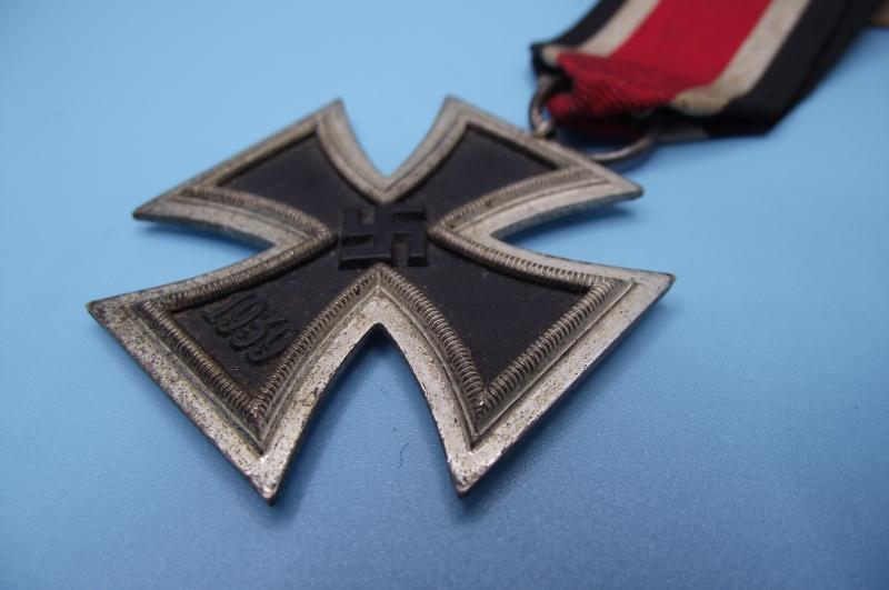 WW2 Iron Cross 2nd Class. MM13, Gustav Brehmer.