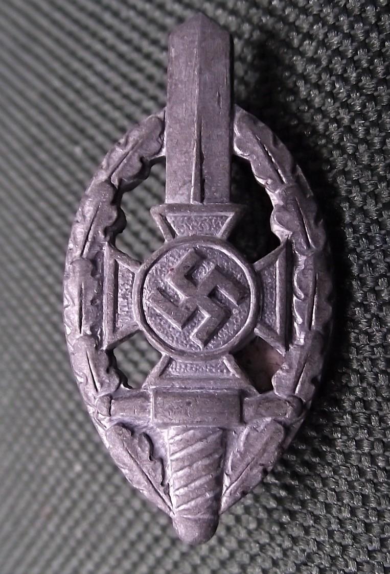 NSKVO Membership Badge. RZM- M1/52.