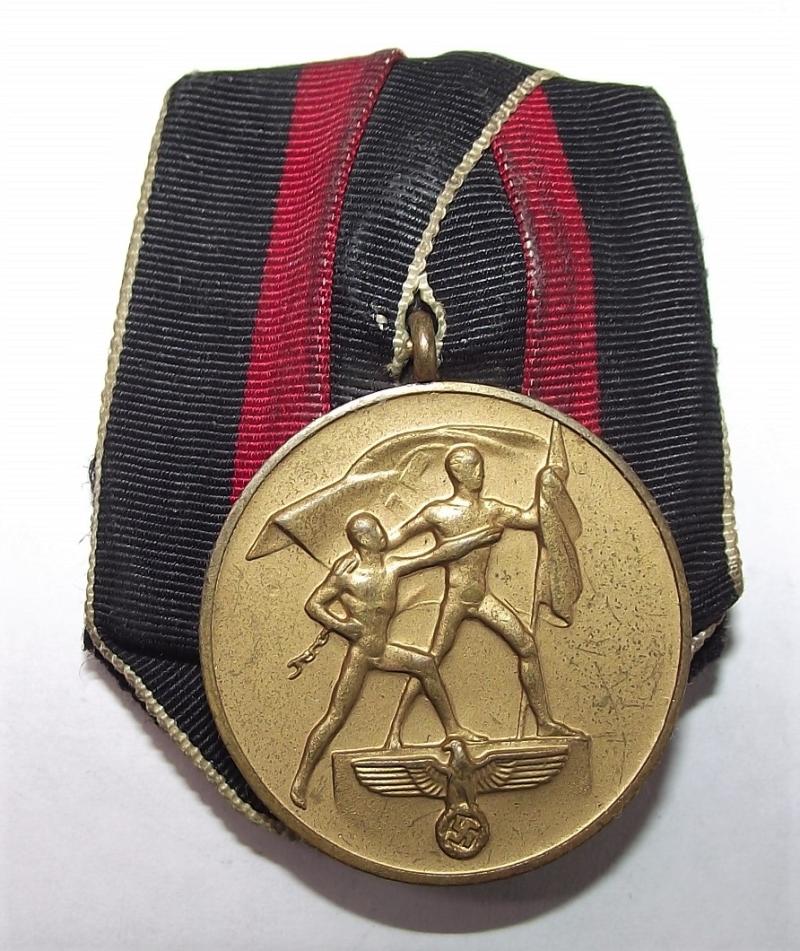 Court Mounted Czech October 1st Commemorative Medal.