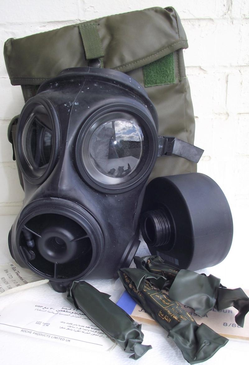 Named Complete British S10 Gas Mask Rig. First Gulf War.