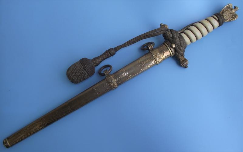 Kriegsmarine Dagger. Holler.