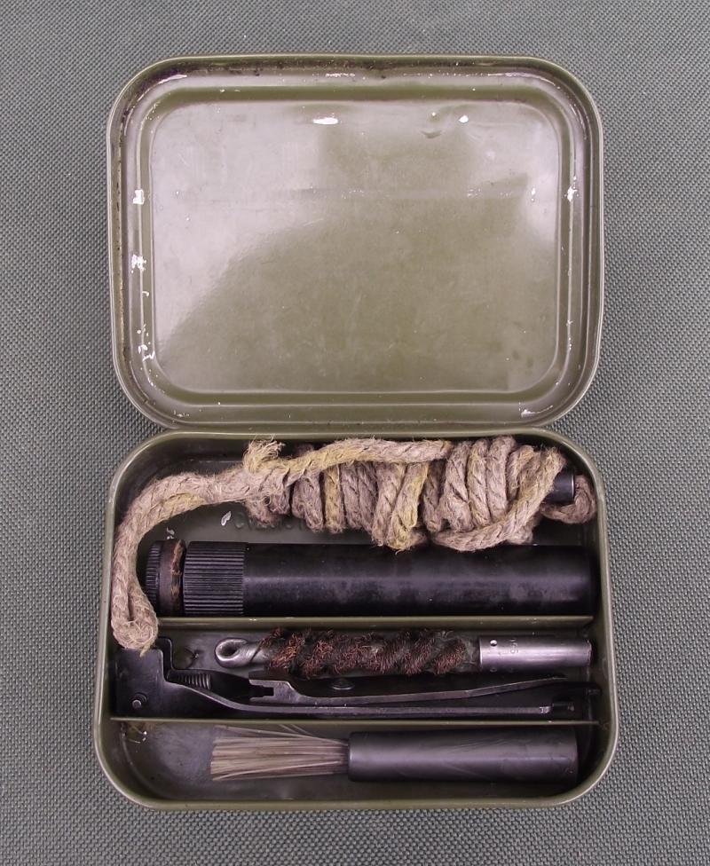 British 1973 Dated SLR Cleaning kit.