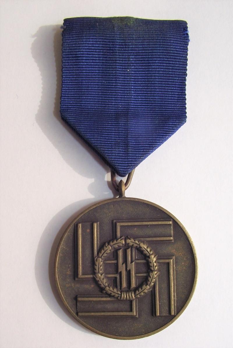 PRICE REDUCED! SS 8 Year Long Service Medal.