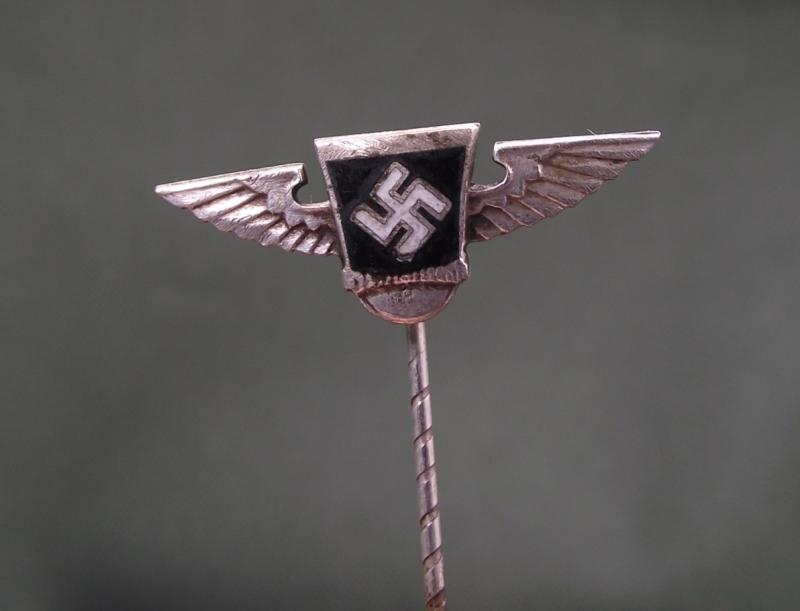 WW2 German Stick Pin. SA Reserve Membership.