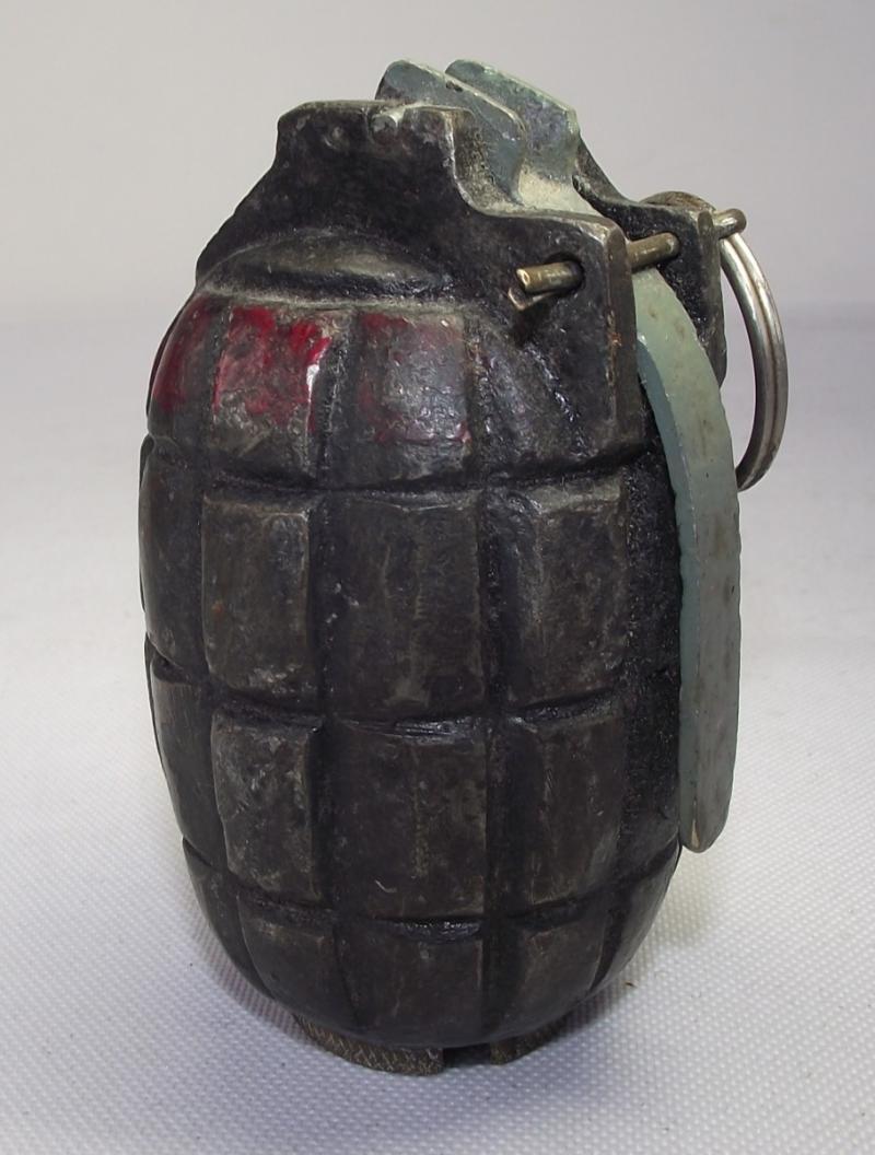 British WW1 No5 MK1 Grenade with Mills Munitions 1916 Base Plug