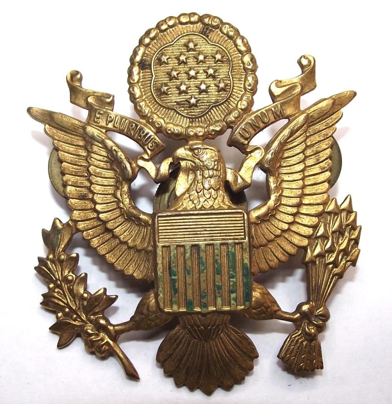 WW2 U.S. Officers Cap Badge.