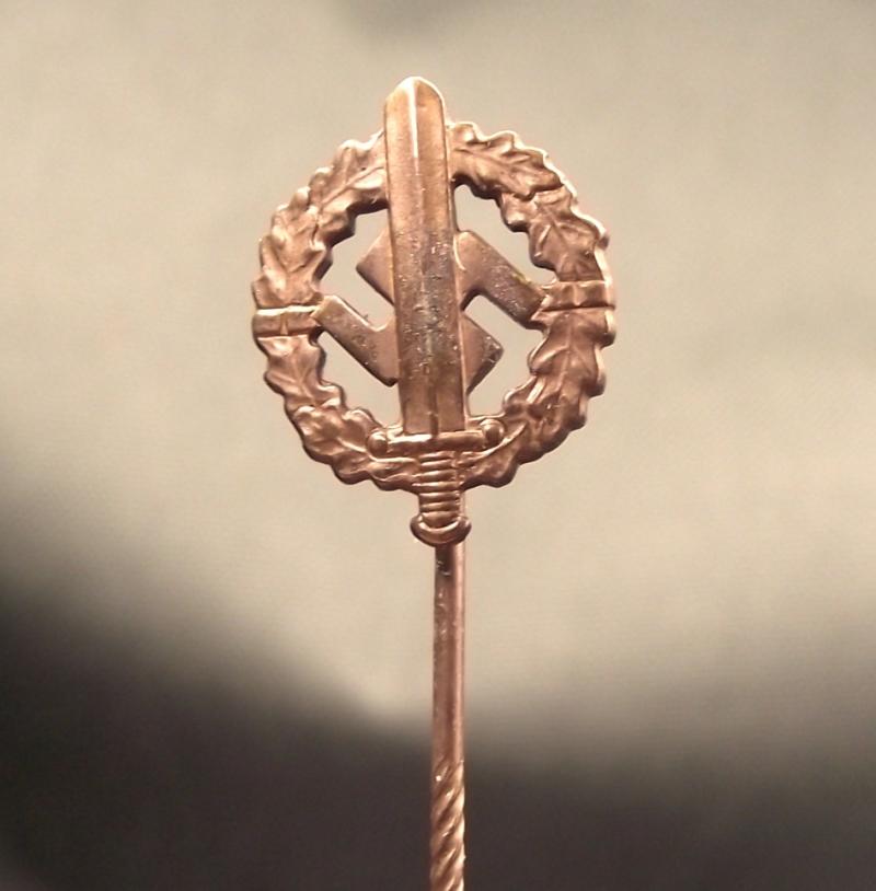 WW2 German Stick Pin. SA Sports Badge, Bronze.