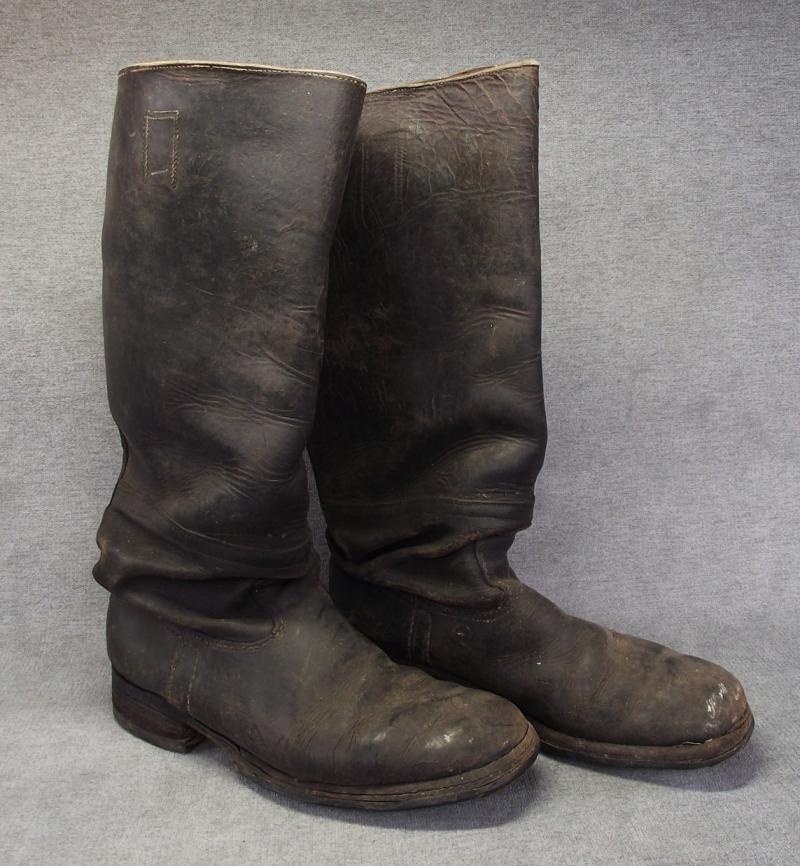 WW2 German Wehrmacht/SS Enlisted Ranks Leather Maching Boots.