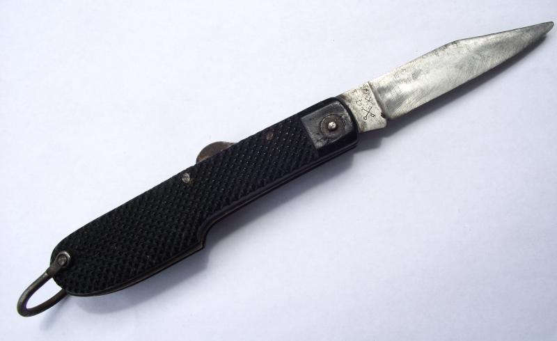 WW2 British Commando Folding Lock Knife.