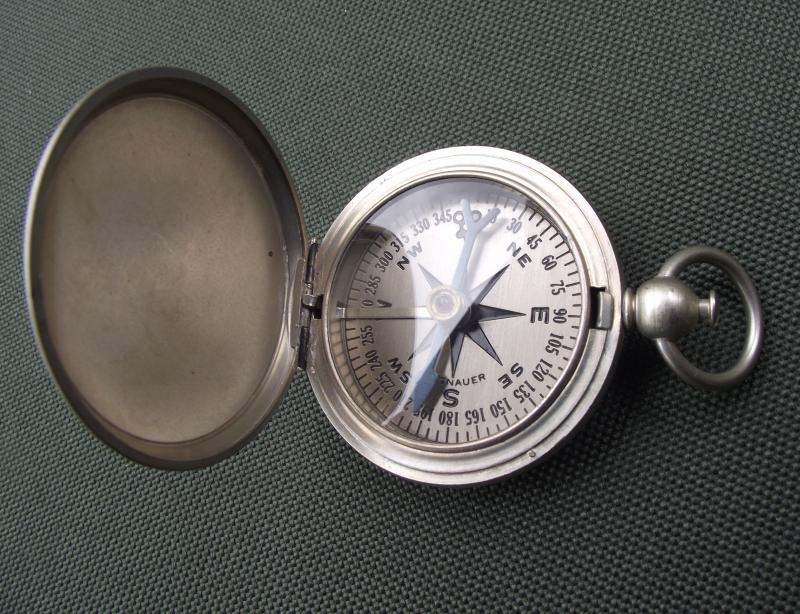 US Pocket Compass Longines-Wittnauer Watch Company Inc. RAF Used?