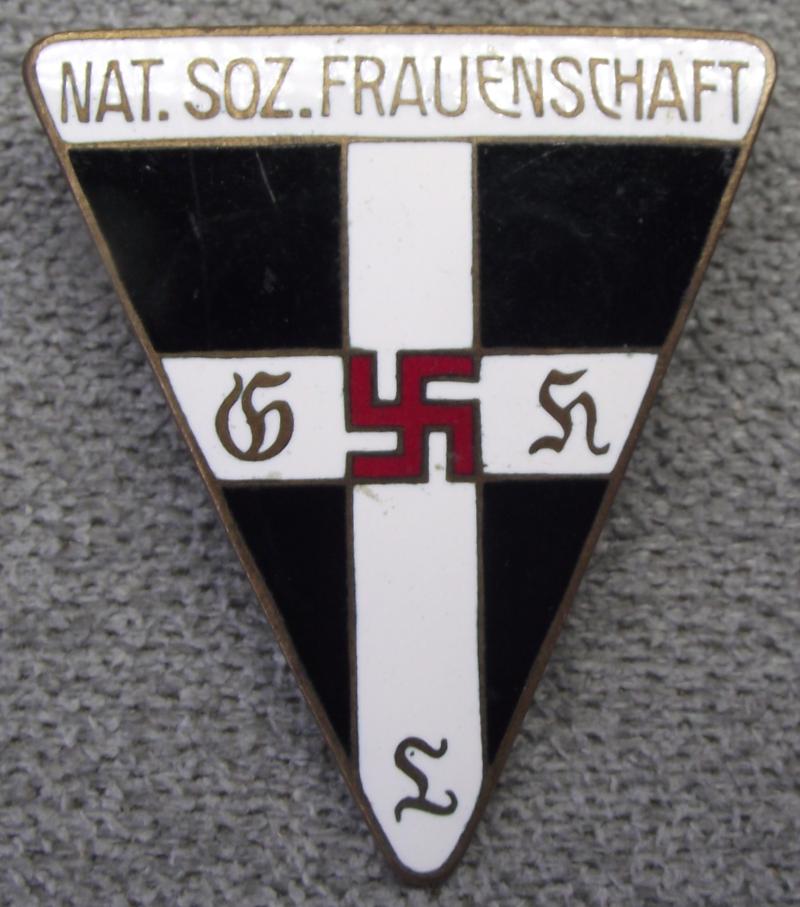 Nat.Soz.Frauenschaft Enamel Membership Badge.