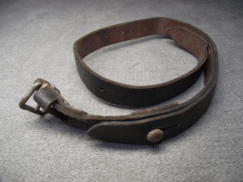 WW2 German Equipment Leather Strap. RB Numbered.