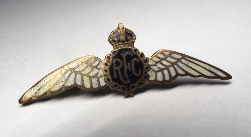 WW1 British Royal Flying Corps Enamel Sweetheart Badge.