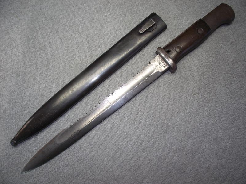 WW1 German 1884/98 Sawback Bayonet.